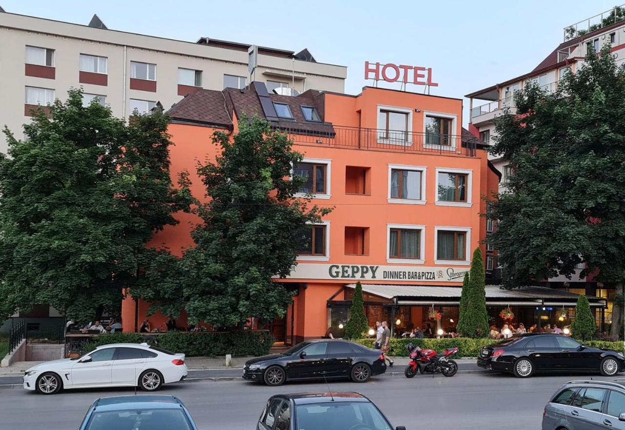 Hotel Geppy Sofia Exteriör bild